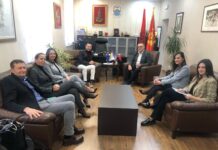 GJELAJ PRITI NË TAKIM KRYETARIN E OJQ “KARNAVALI – KORET”, ARTON GJOKAJ ME BASHKËPUNËTORË