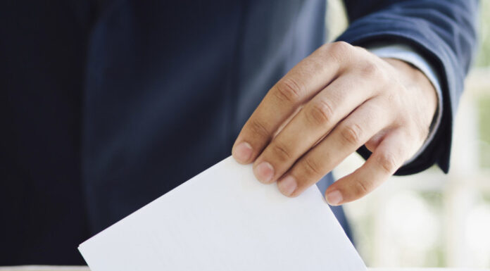 PA NJË LISTË ZGJEDHORE TË PASTRUAR NUK KA ZGJEDHJE TË RREGULLTA