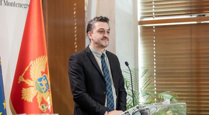 VUKOVIQ: DO TË KËRKOJ PËRGJEGJËSI BUXHETORE DHE FINANCIARE NGA FONDI I SHËNDETËSISË