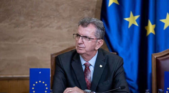 NËNKRYETARI I KUVENDIT, NIKOLLË CAMAJ, REAGON PAS INCIDENTIT NË “XHADA FILM FEST”