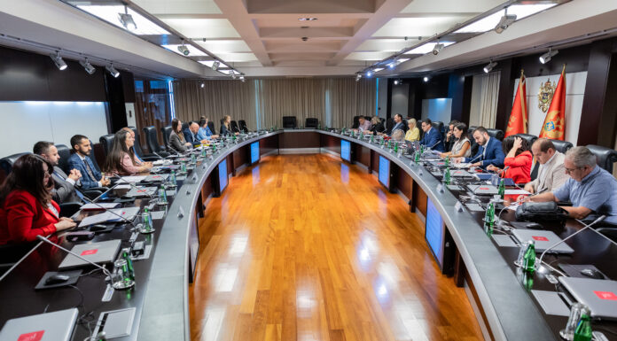 SEZONI TURISTIK VEROR: MBI 9.600 KONTROLLE INSPEKTUESE, ZBULOHEN MBI 6.200 PARREGULLSI DHE SHQIPTOHEN GJOBA MBI 4 MILIONË EURO