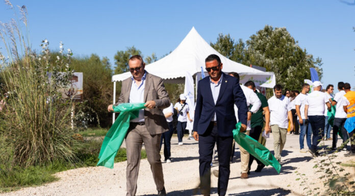 DELEGACIONI I BE-së DHE INSTITUCIONET VENDORE NË AKSION EKOLOGJIK NË PLAZHIN E MADH