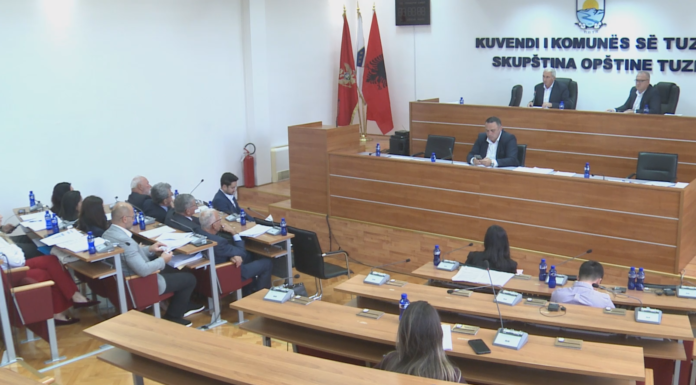 SOT U MBAJT SEANCA E XIV E KUVENDIT TË KOMUNËS SË TUZIT