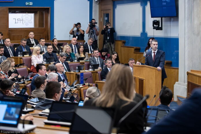 1761832021-image004-i_1920x1280