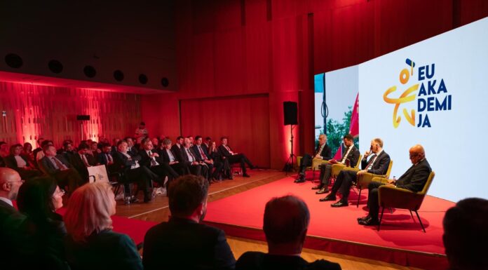 MILLATOVIQ: MALI I ZI MERR VETË VENDIMET QË E ÇOJNË DREJT BE-së