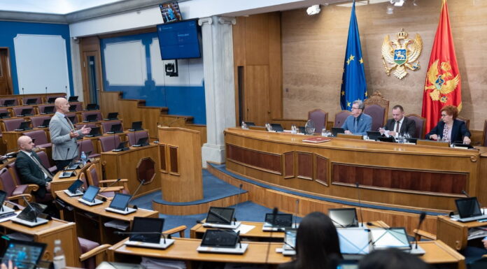 KUVENDI EMËROI MILLAN POPOVIQIN NË SENATIN E ISHR-së DHE MIRATOI DËRGIMIN E USHTRISË NË MISIONIN E NATO-s PËR UKRAINËN