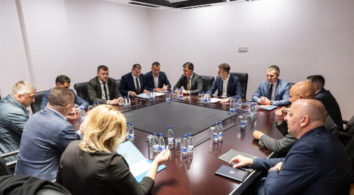 MALI I ZI FORCON RREGULLAT E QËNDRIMIT PËR TË HUAJT DHE HARMONIZON POLITIKAT ME BE-në