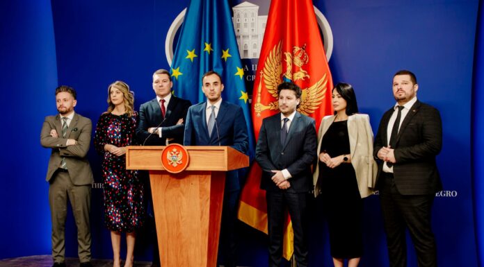 SHUMICA PARLAMENTARE REFUZON PROPOZIMET E LQ URA PËR RRITJEN E SHTESAVE PËR FËMIJË DHE KOMPENSIMIN E PUNËTORËVE