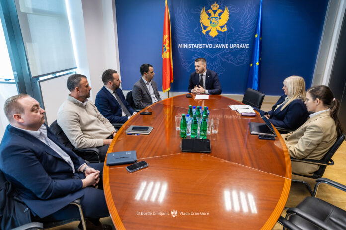 54985735615_f3de7e6075_o