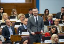 DUKAJ: TË RINJTË DUHET TË JENË PARTNERË TË BARABARTË NË KRIJIMIN E POLITIKAVE PUBLIKE