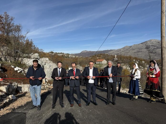 595872388_840350038637048_9122517275617910249_n