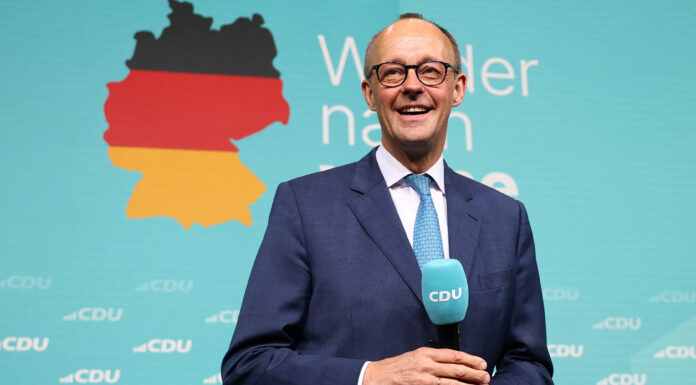 MERZ: ME MALIN E ZI DUHET KALUAR NË HAPIN TJETËR DREJT ANËTARËSIMIT NË BE