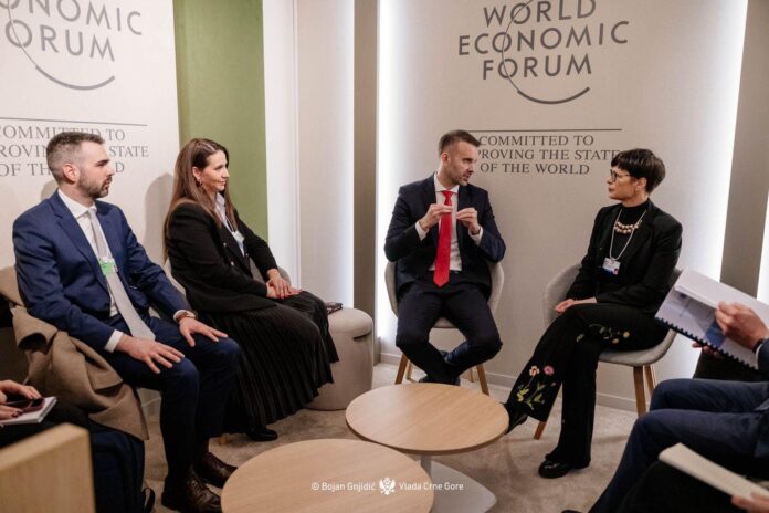 619848701_1214035504206504_5290940634924111364_n