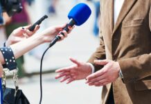 AVOKATI I POPULLIT I MALIT TË ZI KËRKON RESPEKT MË TË MADH PËR PROFESIONIN E GAZETARIT