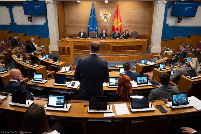 1774441929-dsc01961-i_1920x1280