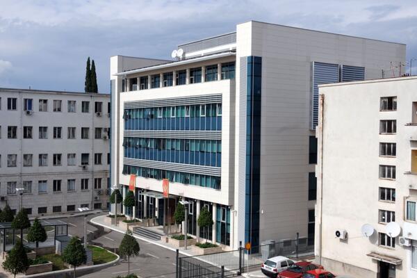 4042546_20190224120252_5c7285b2b789683b911d3a6bjpeg_ls-s