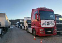 TRANSPORTUESIT PARALAJMËROJNË BLLOKIM TË PUNËS PËR SHKAK TË PROBLEMEVE NË KUFIJ