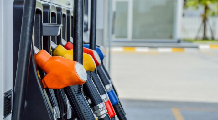 MINISTRIA E FINANCAVE: PA ULJEN E AKCIZËS, KARBURANTET DO TË ISHIN EDHE MË TË SHTRENJTA