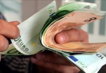 FILLON PAGESA E PENSIONEVE, MESATARJA 561 EURO