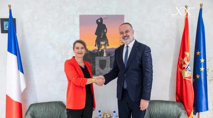 GJELOSHAJ ME AMBASADOREN FRANCEZE: FOKUS TE BASHKËPUNIMI EKONOMIK DHE INTEGRIMI NË BE